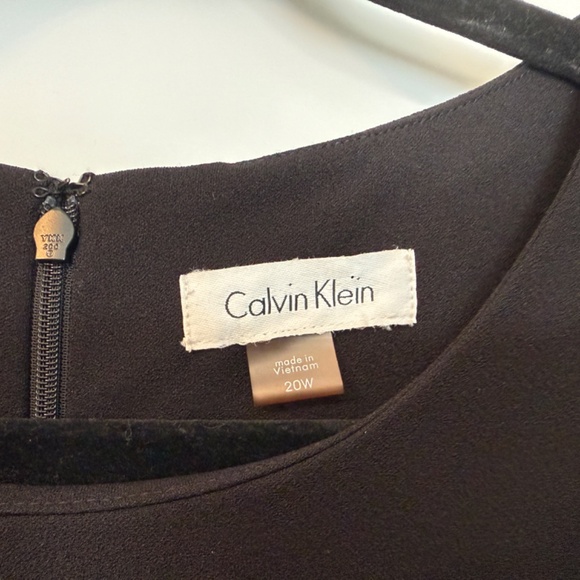 Calvin Klein Fit and Flare Size 20W Black Dress with Mesh Accents - Picture 3 of 8